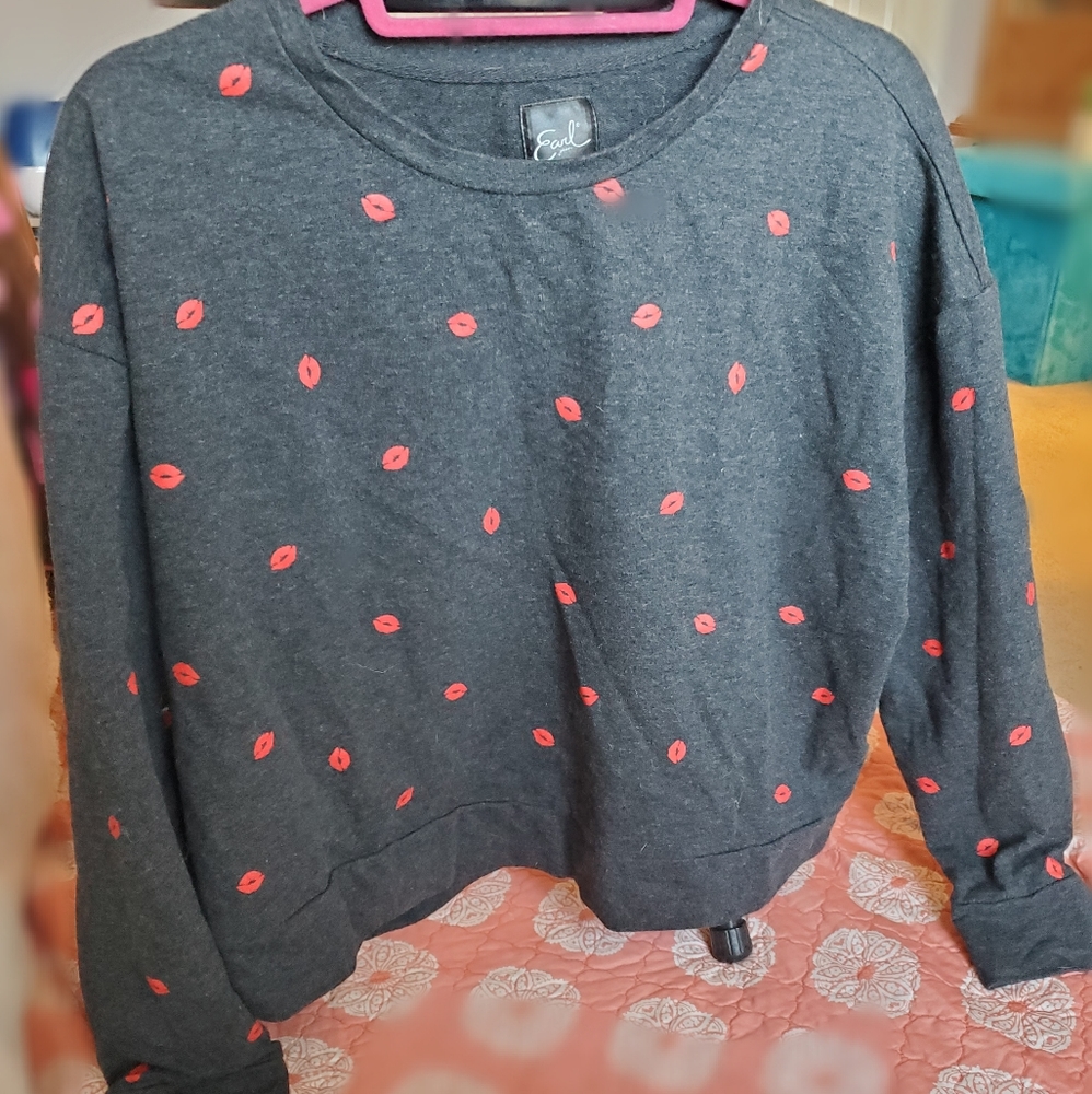 Sweater - Picture 2 of 3